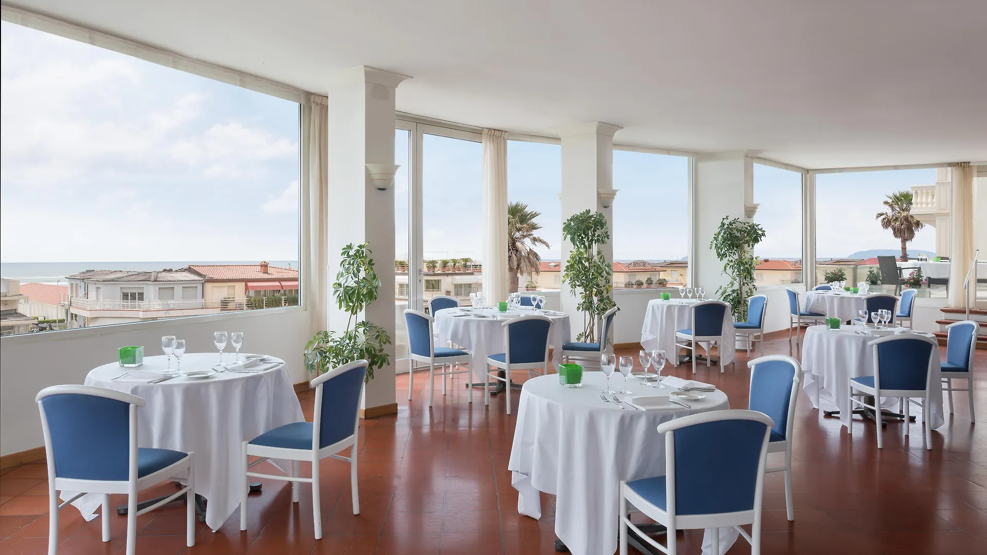 Hotel Sina Astor Viareggio 4*,  Italy