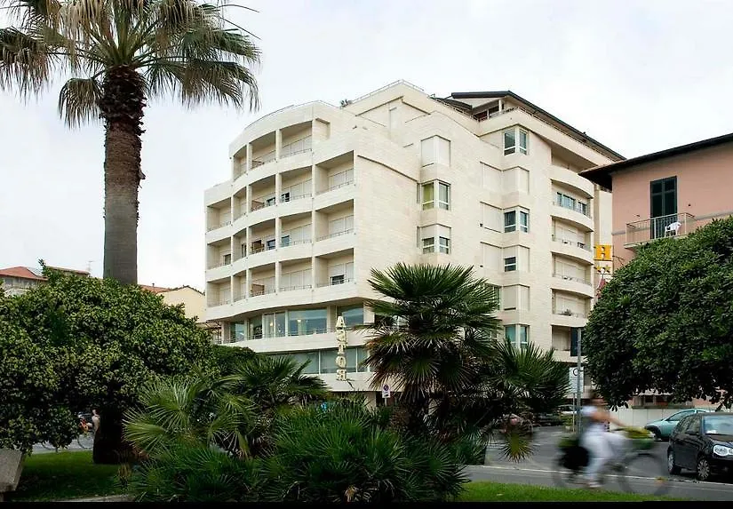 Hotel Sina Astor Viareggio Italy