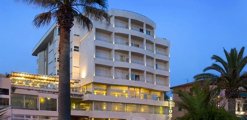 Hotel Sina Astor Viareggio 4*,